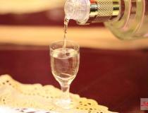 企業用酒怎么定制？定制酒有什么好處？